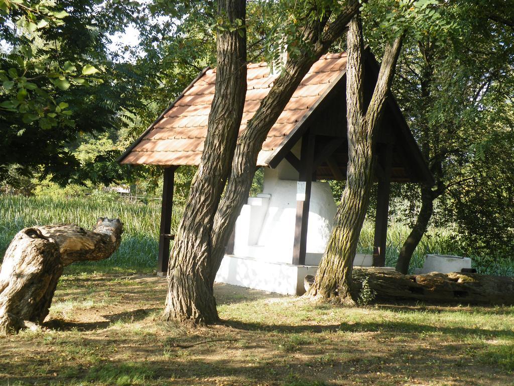 Vizimalom Kemping, Panzio Es Etterem Turistvandi Dış mekan fotoğraf